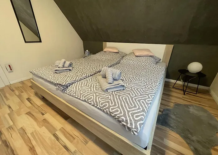 Open-air-bnb 76m2 Freudenburg Nur 3 Min דירה